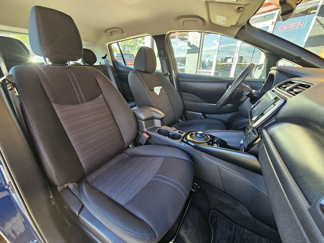Used 2025 Nissan Leaf SV Plus FWD image 14