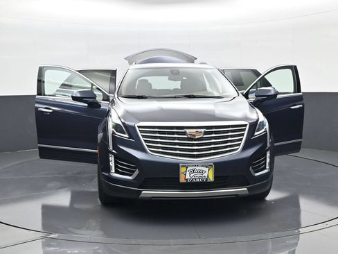 Used 2018 Cadillac XT5 Platinum w/ Driver Assist Package AWD/4WD image 31