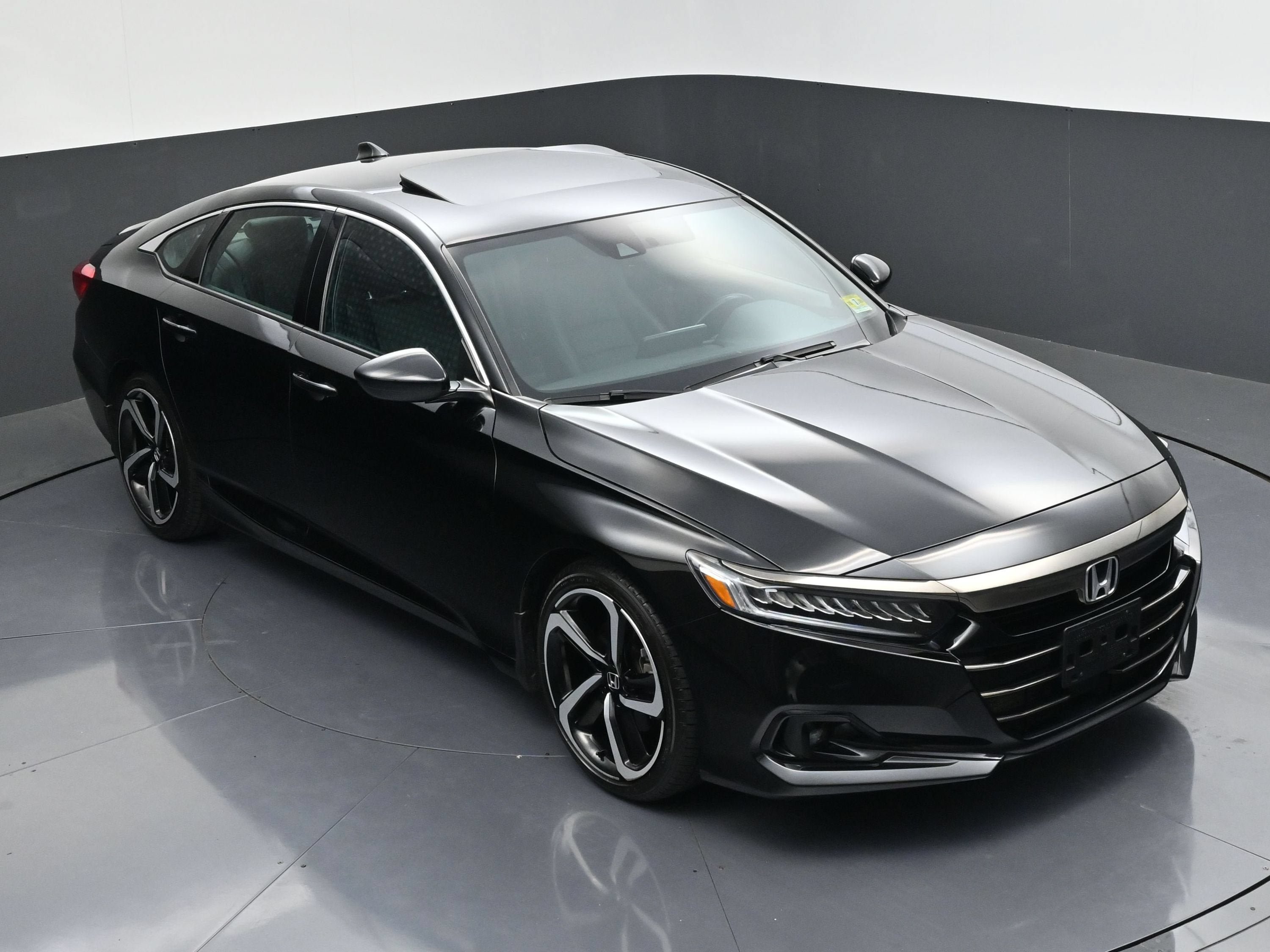 Used 2021 Honda Accord Sport image 48