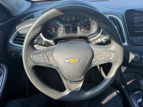 Used 2024 Chevrolet Malibu LS w/ Driver Confidence Package FWD image 12