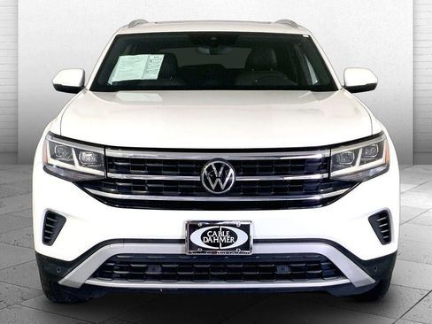 Used 2020 Volkswagen Atlas Cross Sport SEL AWD/4WD image 2