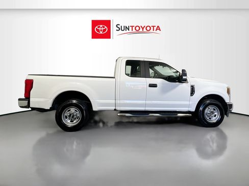 Used 2018 Ford F250 XL w/ Power Equipment Group image 2