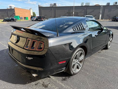 Used 2014 Ford Mustang Coupe w/ V6 Performance Package RWD image 5