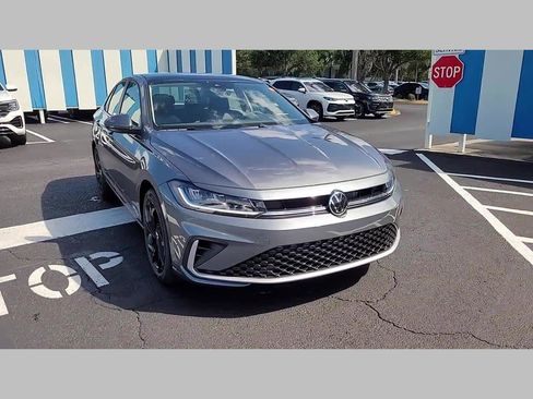 New 2026 Volkswagen Jetta SE image 29