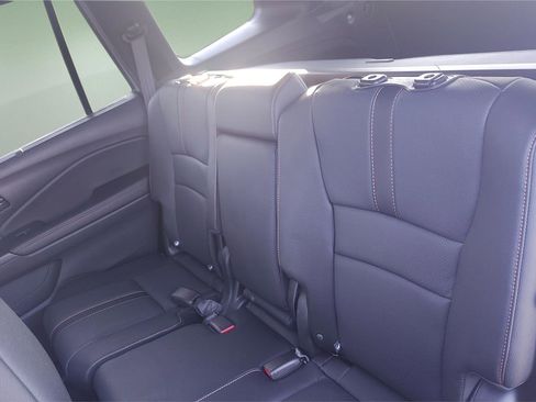 Used 2024 Honda Passport TrailSport image 14