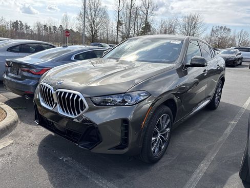Used 2026 BMW X6 xDrive40i image 12