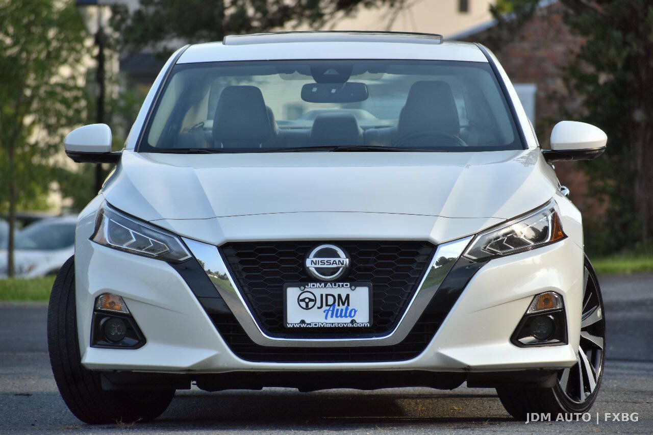 Used 2021 Nissan Altima 2.5 Platinum AWD/4WD image 3