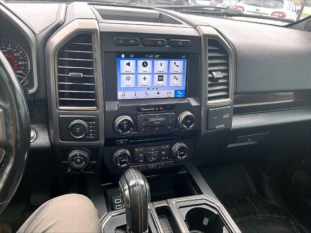 Used 2017 Ford F150 Raptor w/ Equipment Group 802A Luxury AWD/4WD image 32