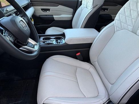 New 2026 Honda Pilot Elite image 12