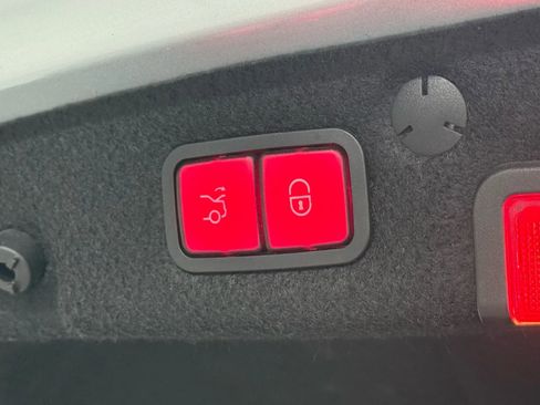 Used 2020 Mercedes-Benz C 63 AMG S image 35