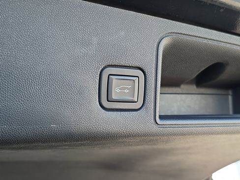 Used 2019 GMC Terrain Denali w/ Driver Alert Package II image 8