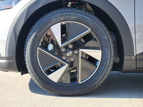New 2026 Hyundai Ioniq 5 SE image 7
