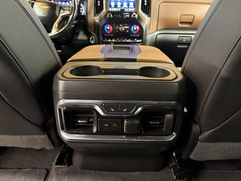 Used 2020 Chevrolet Silverado 2500 High Country AWD/4WD image 22