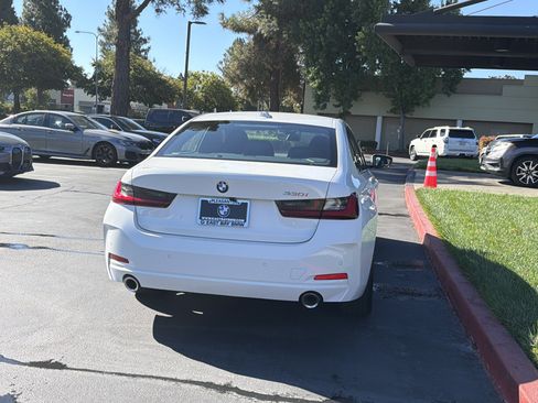 Certified 2026 BMW 330i Sedan w/ Premium Package RWD image 13