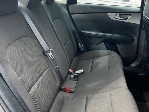 Used 2020 Kia Forte LXS FWD image 13
