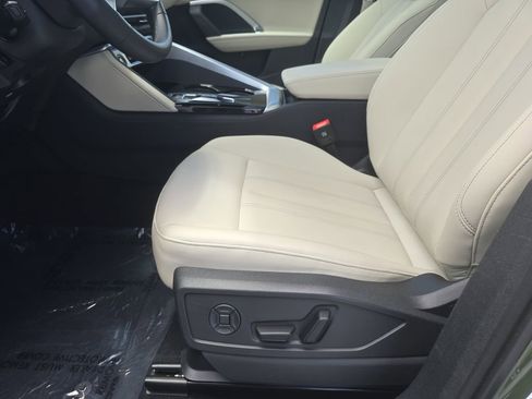 Used 2025 Audi Q5 Premium w/ Convenience Package AWD/4WD image 21