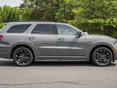 Used 2023 Dodge Durango R/T AWD/4WD image 4