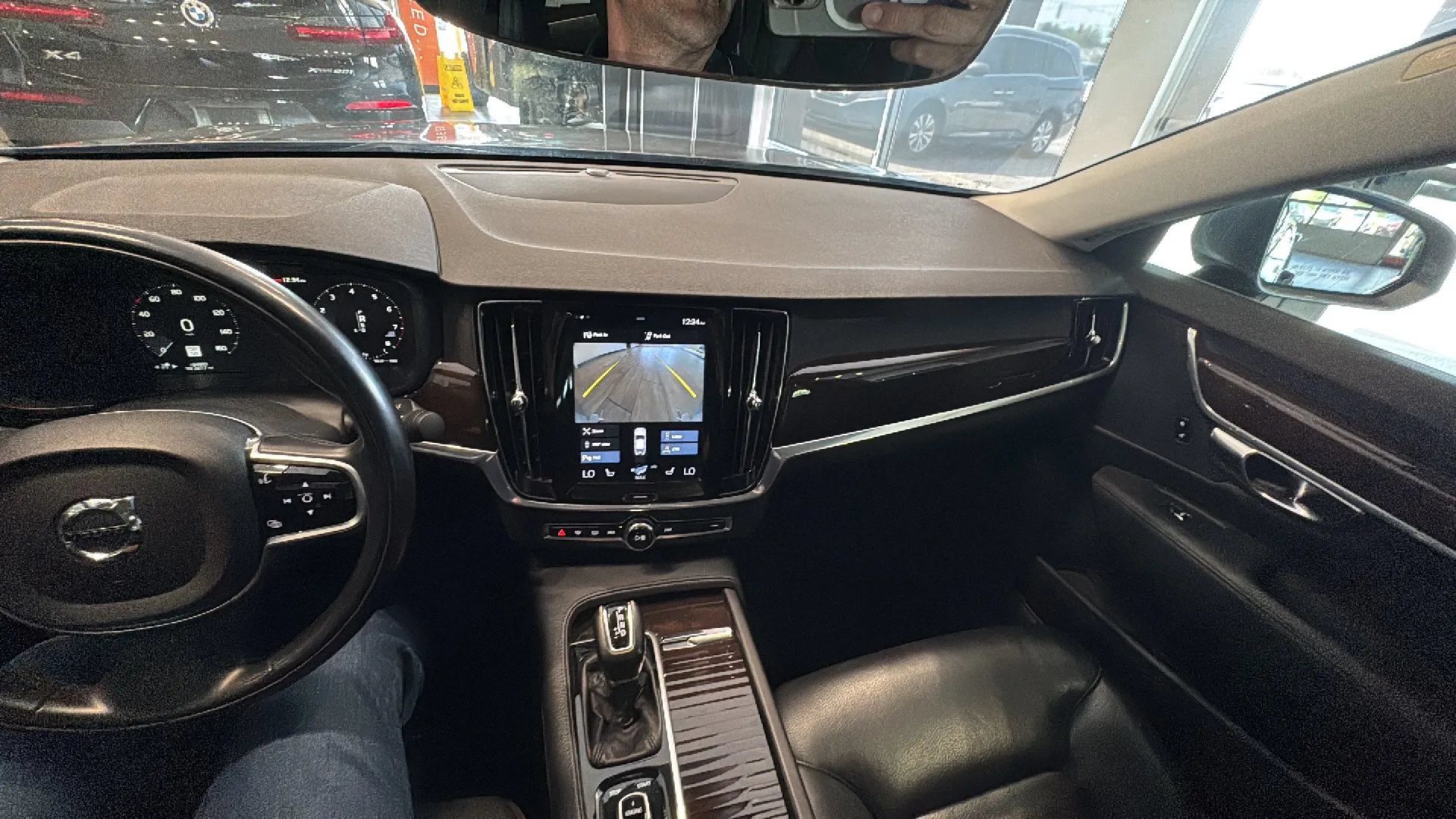 Used 2018 Volvo S90 T6 Momentum AWD/4WD image 36