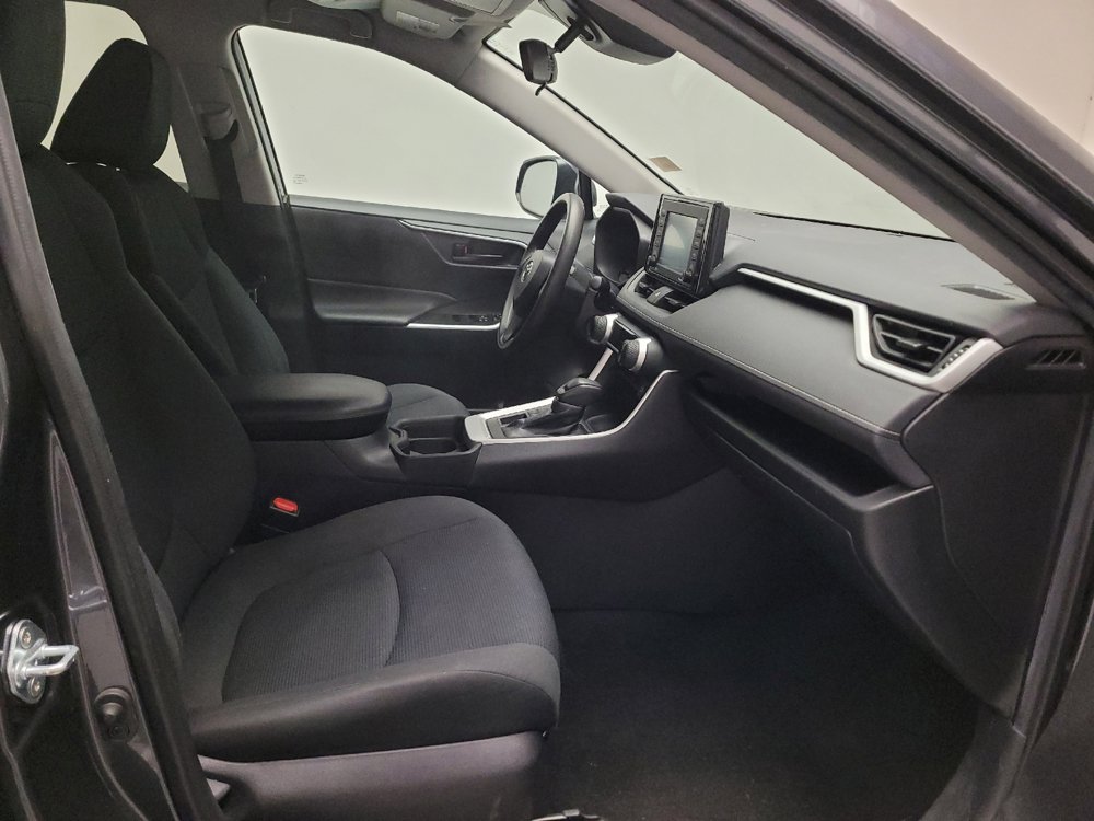 Used 2021 Toyota RAV4 LE AWD/4WD image 21