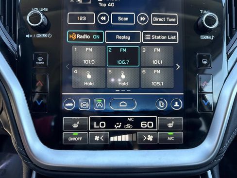 Used 2023 Subaru Outback Premium image 28