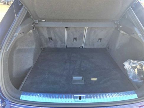 Used 2024 Audi Q3 2.0T Premium Plus w/ Premium Plus Package image 17