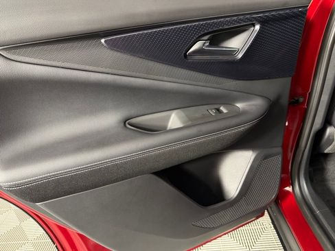 Used 2025 Chevrolet Blazer EV LT image 27