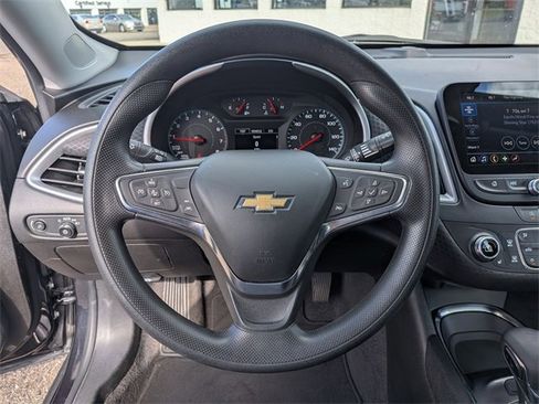 Used 2023 Chevrolet Malibu LT image 17