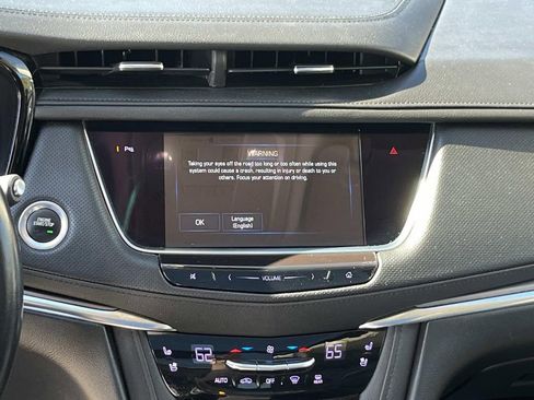 Used 2019 Cadillac XT5 Premium Luxury image 16