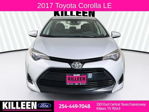 Used 2017 Toyota Corolla LE w/ Carpet Mat Package (TMS) FWD image 2