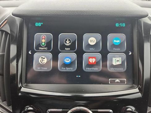 Used 2017 Chevrolet Cruze Premier FWD image 25