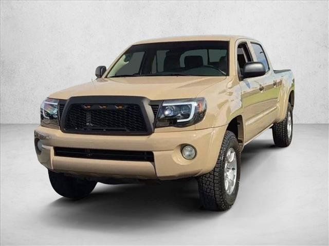 Used 2005 Toyota Tacoma PreRunner RWD image 3