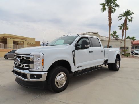 Used 2026 Ford F350 XLT AWD/4WD image 3
