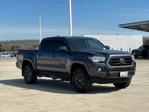 Used 2021 Toyota Tacoma SR5 image 8