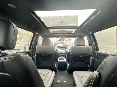 New 2026 Chrysler Pacifica Select FWD image 23