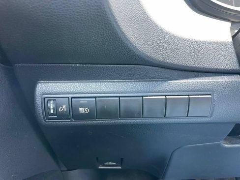 Used 2024 Toyota Corolla LE FWD image 30