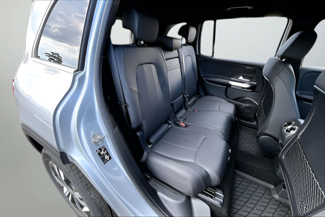 Certified 2026 Mercedes-Benz GLB 250 4MATIC image 19