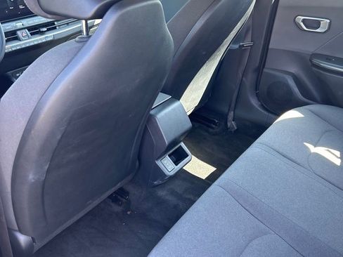 Used 2025 Kia K4 LXS image 12
