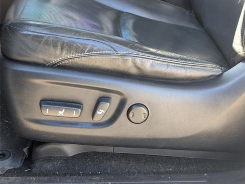 Used 2015 Toyota 4Runner Limited image 10