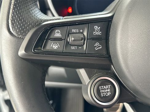 Used 2024 Alfa Romeo Stelvio Ti image 22