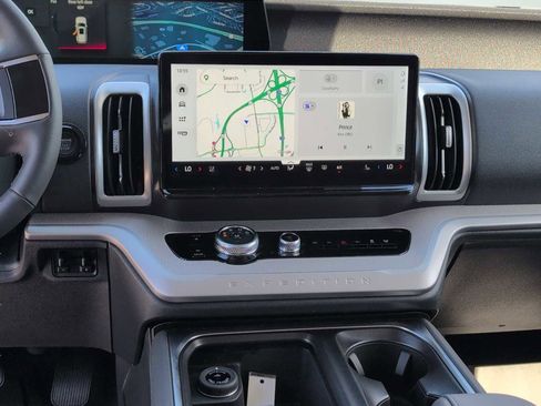 New 2026 Ford Expedition Active RWD image 25