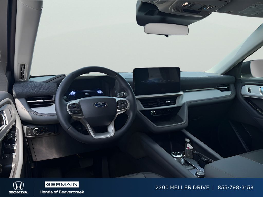 Used 2026 Ford Explorer Active w/ Active Comfort Package RWD image 9
