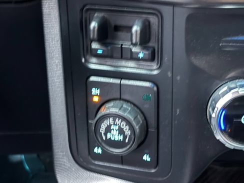 Used 2022 Ford F150 Platinum w/ Equipment Group 701A High AWD/4WD image 23