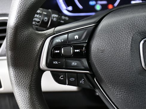 Used 2019 Honda Accord EX image 11