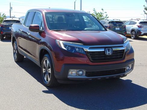 Used 2017 Honda Pilot EX image 9