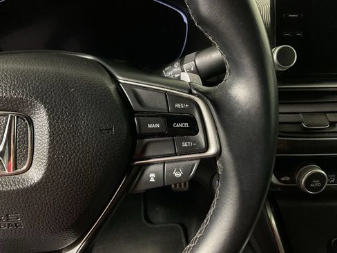 Used 2018 Honda Accord Sport image 25