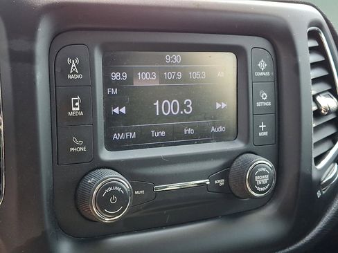 Certified 2018 Jeep Compass Sport AWD/4WD image 17