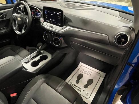 Used 2025 Chevrolet Blazer LT image 22