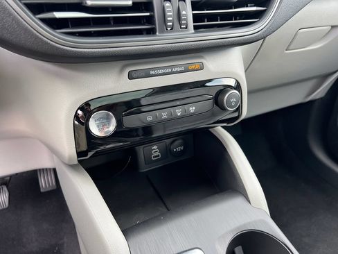 New 2026 Ford Escape SE FWD image 29