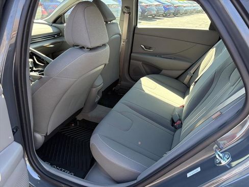 New 2026 Hyundai Elantra Hybrid FWD image 28