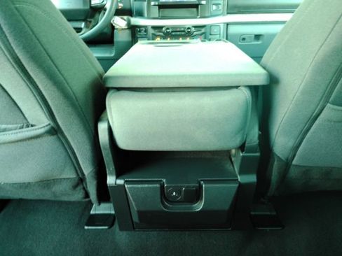 Used 2025 Ford F250 XLT image 27